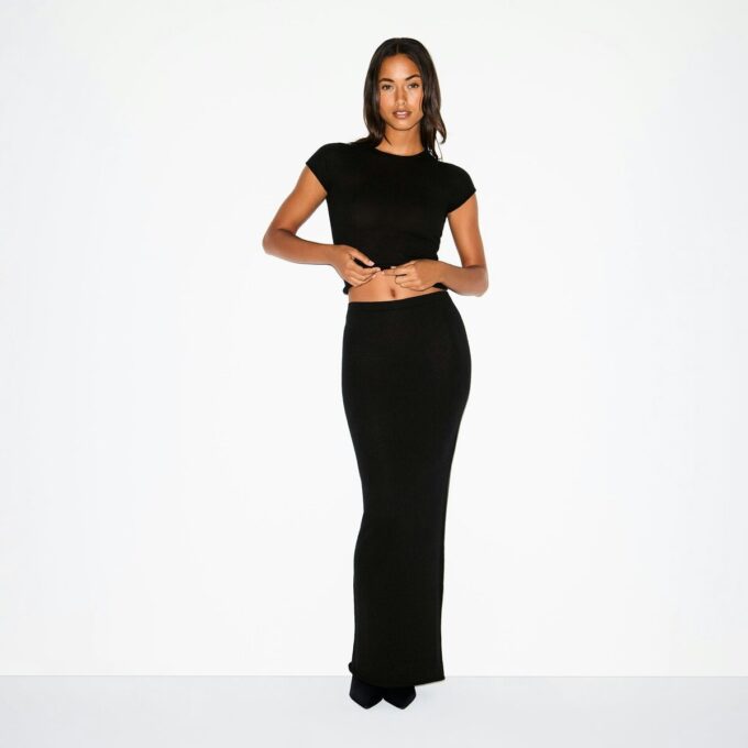 FEATHERWEIGHT CASHMERE LONG SKIRT