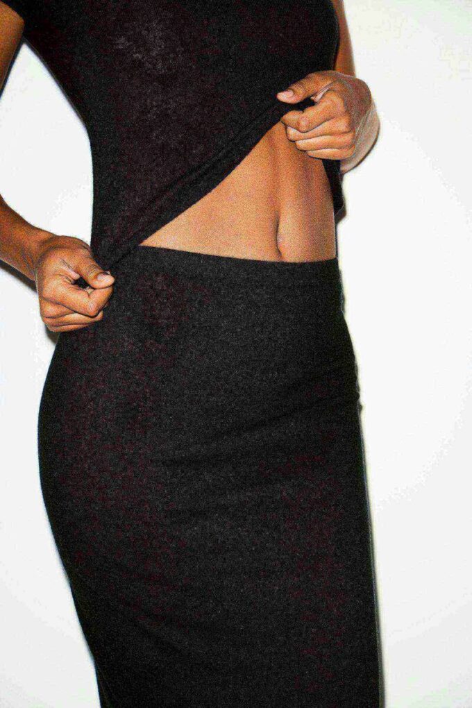 FEATHERWEIGHT CASHMERE LONG SKIRT