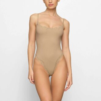 FITS EVERYBODY CORDED LACE CAMI BODYSUIT