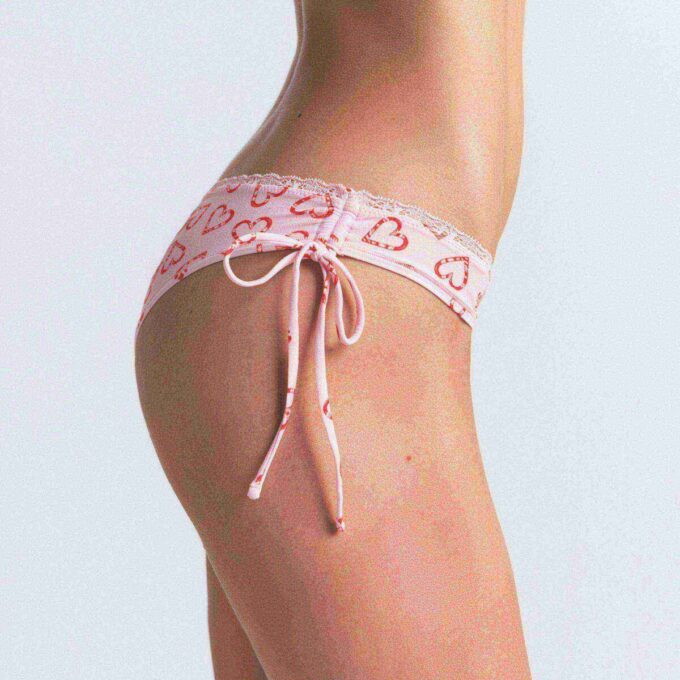 FITS EVERYBODY LACE MICRO TANGA