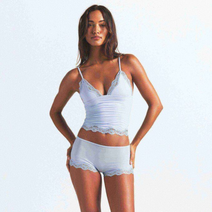 FITS EVERYBODY LACE TRIANGLE CAMI AND BOY SHORT SET