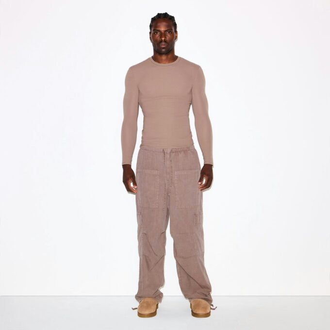 FITS EVERYBODY MENS SLIM LONG SLEEVE T-SHIRT