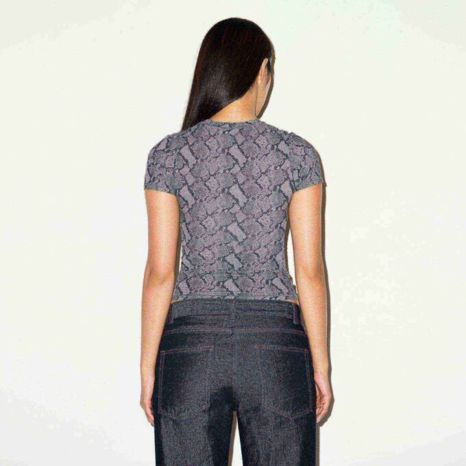 FITS EVERYBODY T-SHIRT