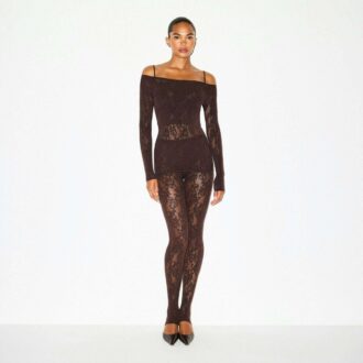 KNIT LACE BOATNECK TOP