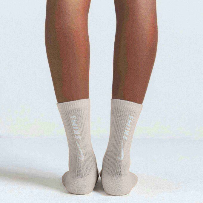 NikeSKIMS ACCESSORIES DRI-FIT CREW SOCK 3-PACK