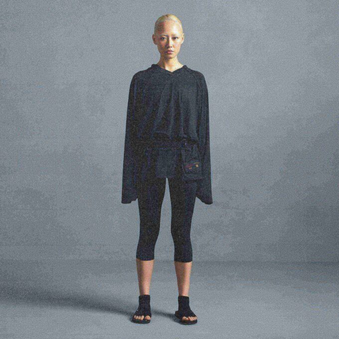 NikeSKIMS AIRY V-NECK OVERSIZED LONG SLEEVE TOP