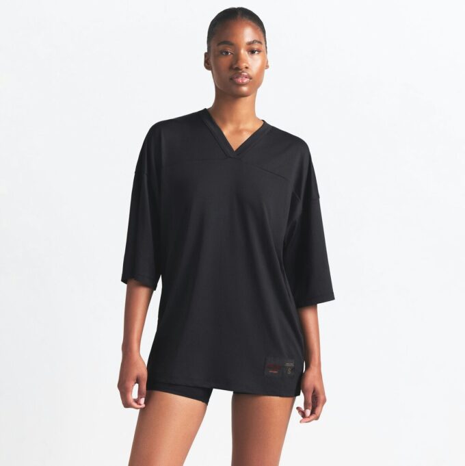 NikeSKIMS AIRY V-NECK OVERSIZED TOP