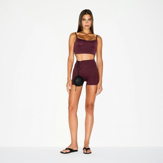 NikeSKIMS MATTE 3″ SHORT