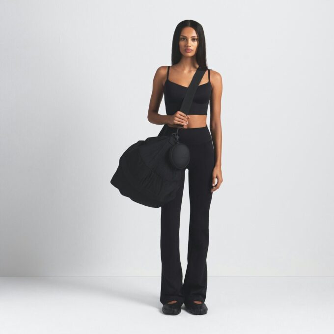 NikeSKIMS MATTE CAMI BRA TOP NikeSKIMS MATTE CAMI BRA TOP