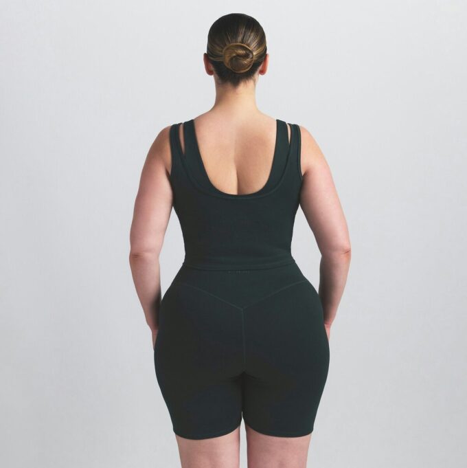 NikeSKIMS MATTE DOUBLE STRAP SCOOP TANK