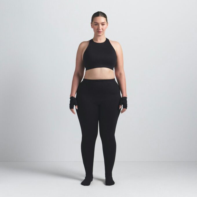 NikeSKIMS MATTE FOOTSIE GRIP LEGGING