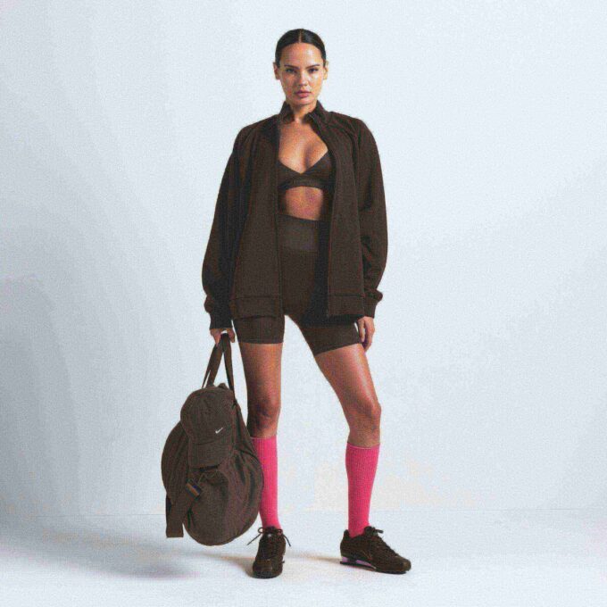 NikeSKIMS MATTE TRICOT OVERSIZED TRACK JACKET NikeSKIMS MATTE TRICOT OVERSIZED TRACK JACKET