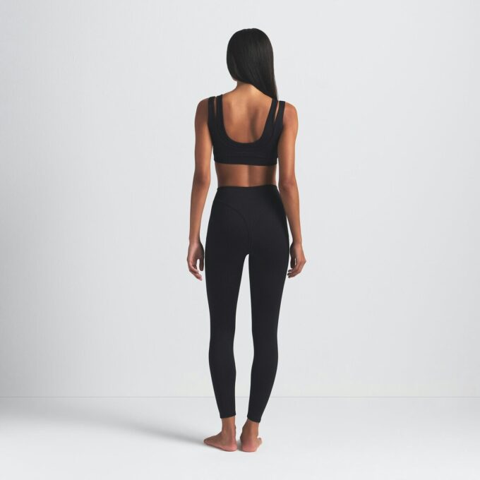 NikeSKIMS MATTE V-LINE 26″ LEGGING