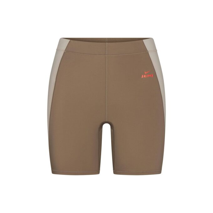 NikeSKIMS SHINE 5″ BIKER SHORT