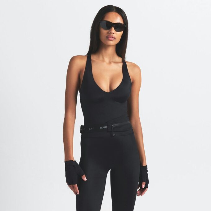 NikeSKIMS SHINE V-NECK TANK