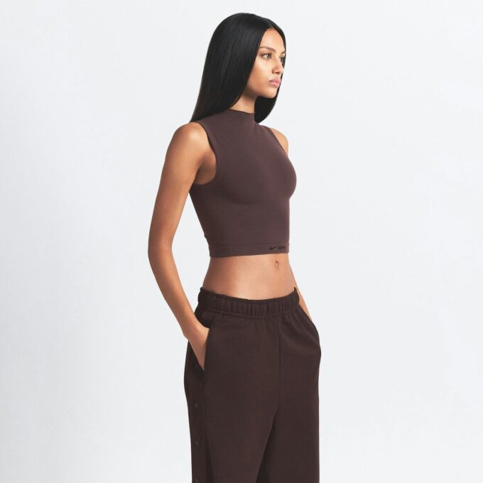 NikeSKIMS VINTAGE SEAMLESS MOCK NECK BRA TOP