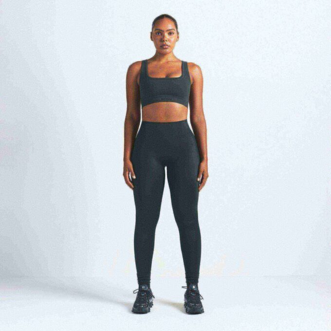 NikeSKIMS VINTAGE SEAMLESS SCOOP NECK BRA