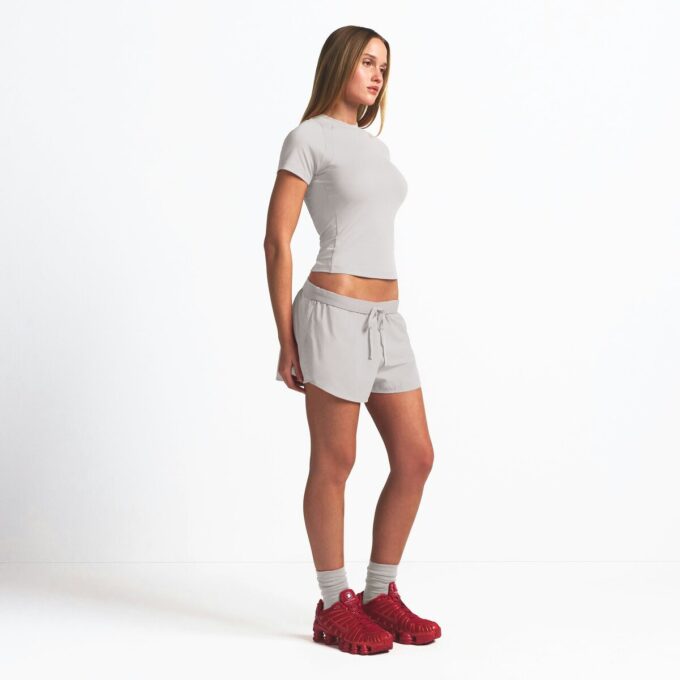 NikeSKIMS WOVEN NYLON 2.5″ RUNNER SHORT