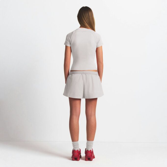 NikeSKIMS WOVEN NYLON 2.5″ RUNNER SHORT