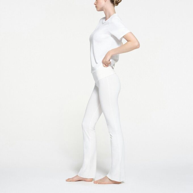 RELAXED TEES T-SHIRT