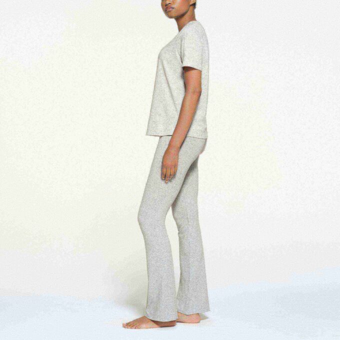 RELAXED TEES T-SHIRT