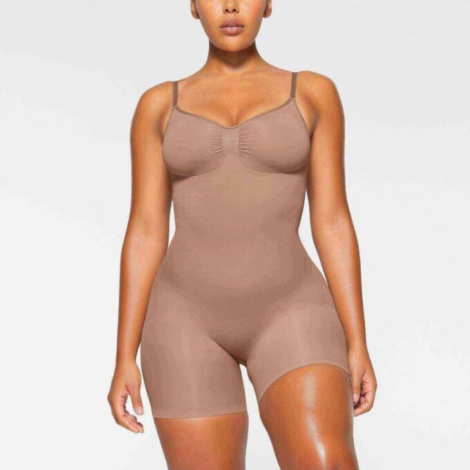 SEAMLESS SCULPT MID THIGH BODYSUIT SEAMLESS SCULPT MID THIGH BODYSUIT