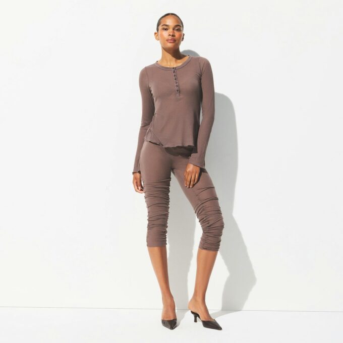 SHEER RIB LONG SLEEVE HENLEY
