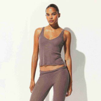 SHEER RIB V NECK TANK