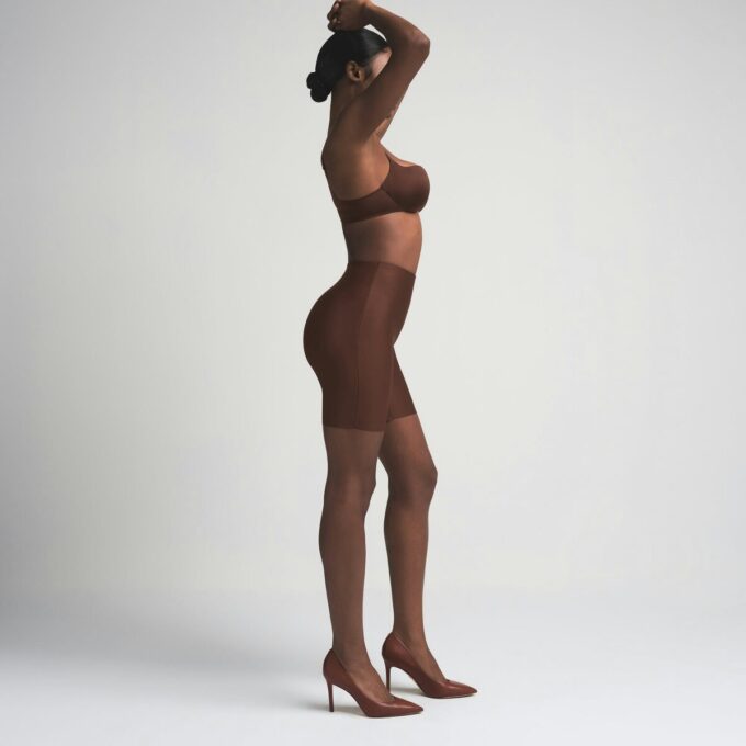 SKIMS BODY BUTT ENHANCING PADDED SHORT