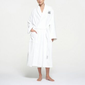 SKIMS FOR TEAM USA TERRY OLYMPIC UNISEX ROBE SKIMS FOR TEAM USA TERRY OLYMPIC UNISEX ROBE
