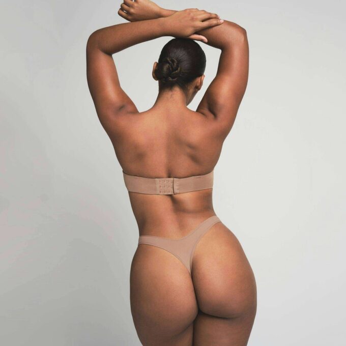 SKIMS ULTIMATE STRAPLESS PUSH-UP BRA