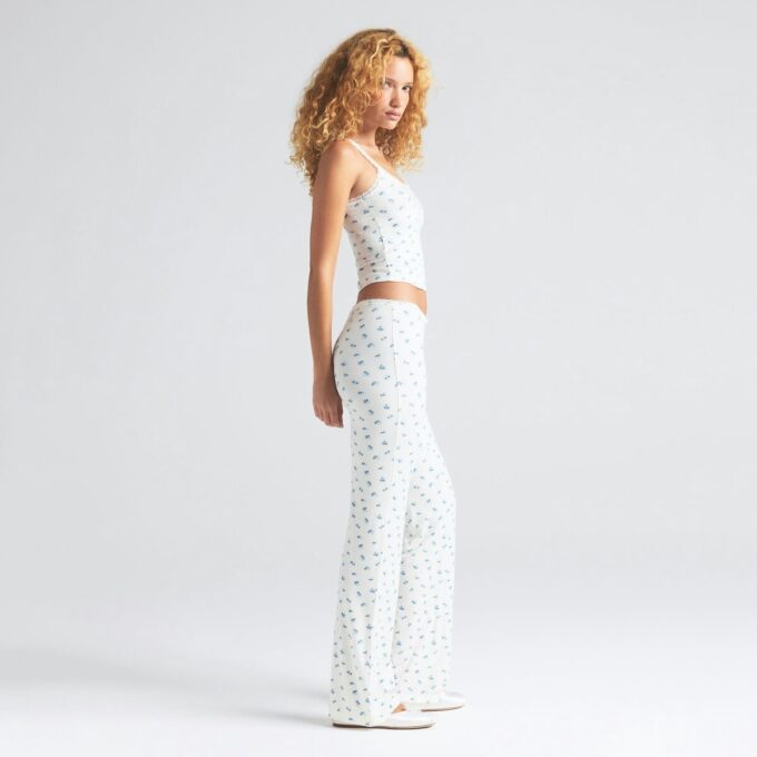 SOFT LOUNGE LACE CAMI