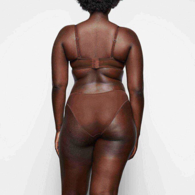 ULTRA FINE MESH STRAPLESS BRA