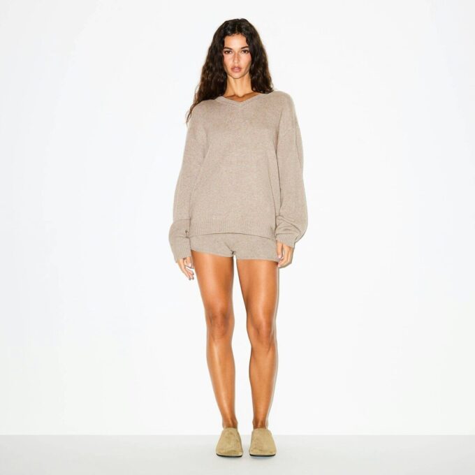 WOOL CASHMERE OVERSIZED V NECK SWEATER