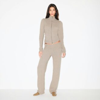 WOOL CASHMERE ZIP UP MOCK NECK SWEATER